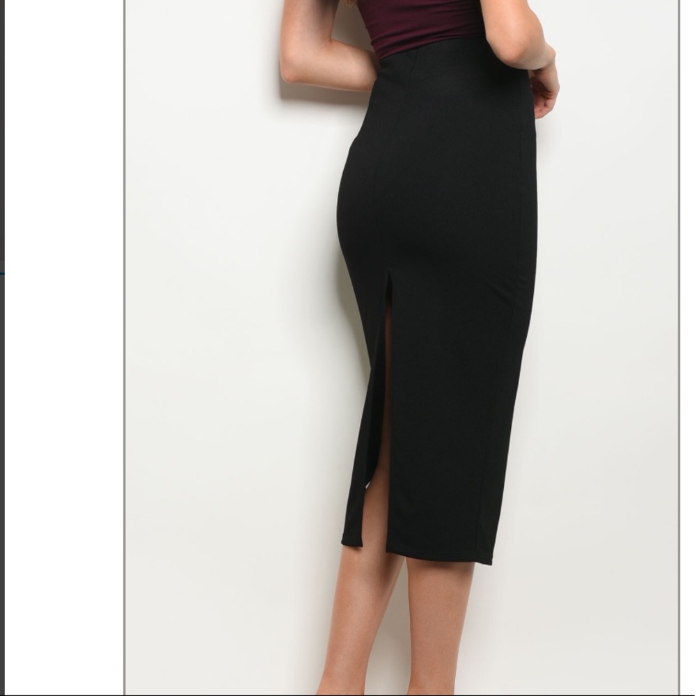 Black Pencil Skirt - Picture 3 of 3